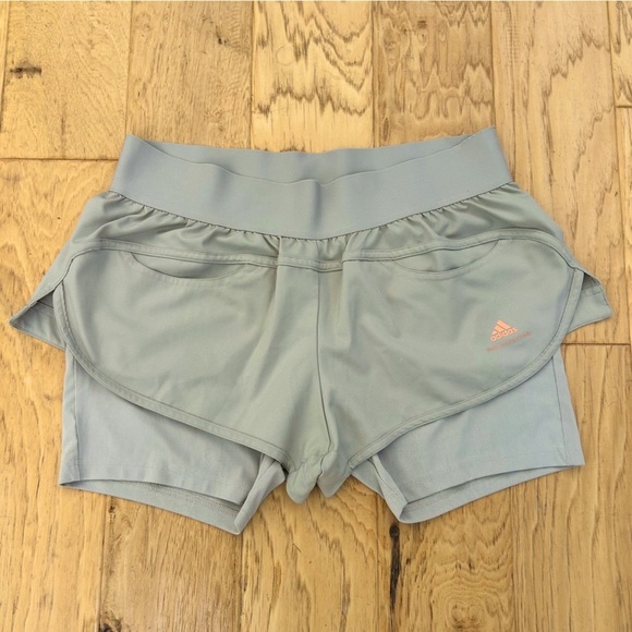 Adidas by Stella McCartney Barricade Shorts size 40 or 6 Training Shorts Beige - Picture 2 of 5